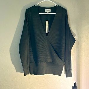 Green olive plus+oak sweater.